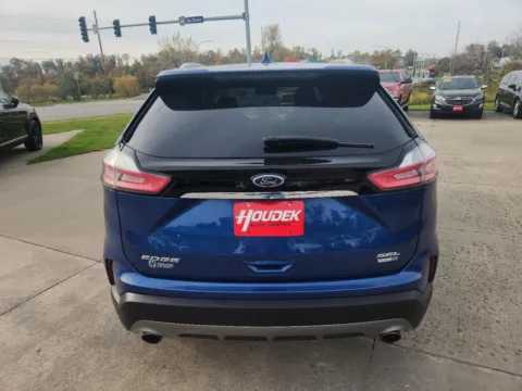 More photos of 2020 Ford Edge SEL at Houdek Auto Center, IA