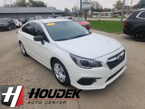White 2019 Subaru Legacy 2.5i Premium for sale in Marion, IA