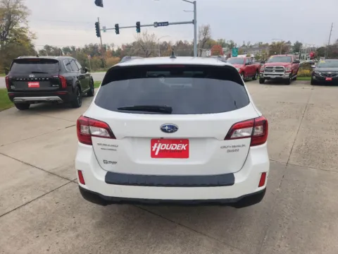 More photos of 2017 Subaru Outback Touring at Houdek Auto Center, IA
