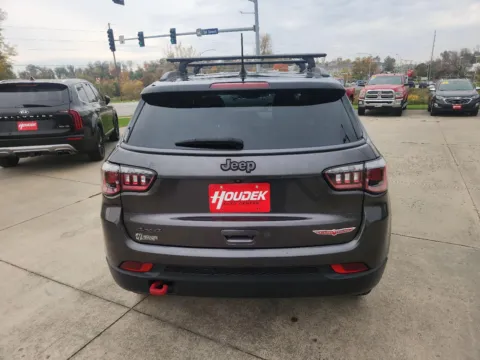 More photos of 2019 Jeep Compass Trailhawk at Houdek Auto Center, IA