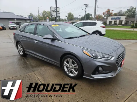 Gray 2018 Hyundai Sonata SEL for sale in Marion, IA