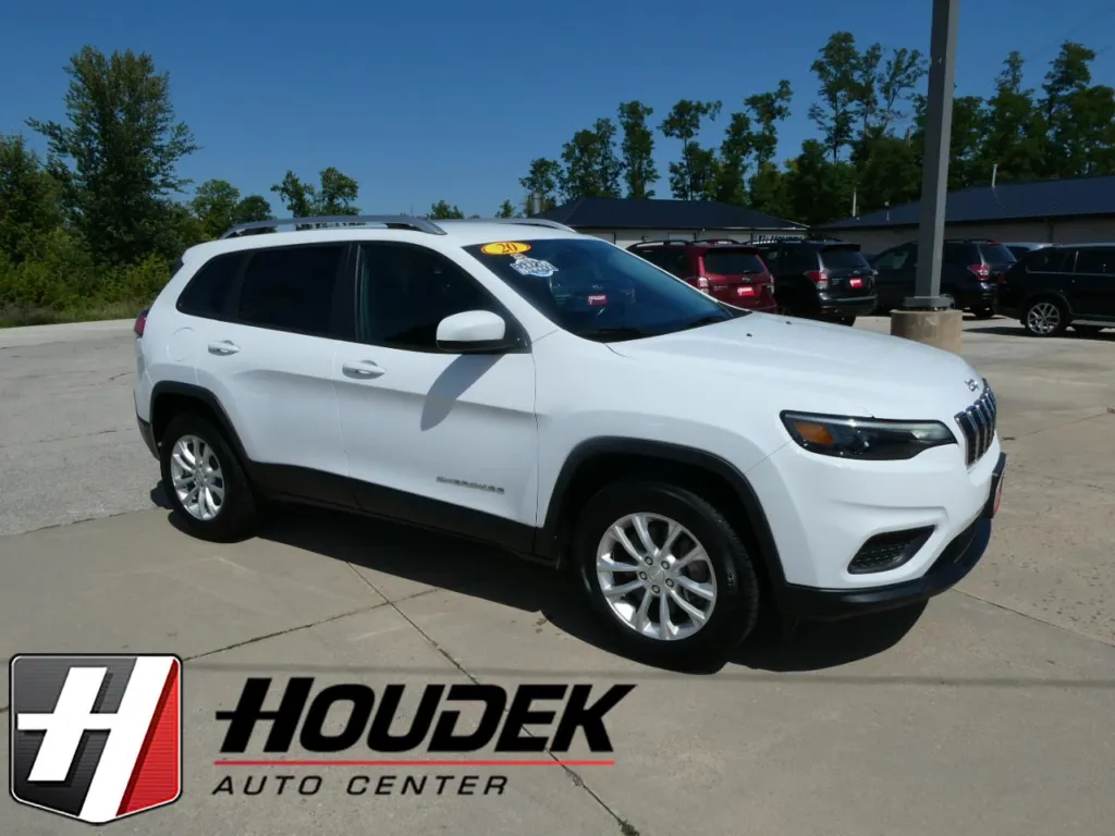 2020 Jeep Cherokee Latitude 4WD for sale in Marion, IA