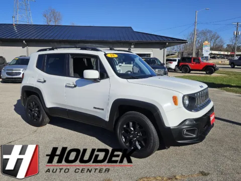 White 2018 Jeep Renegade Latitude for sale in Marion, IA