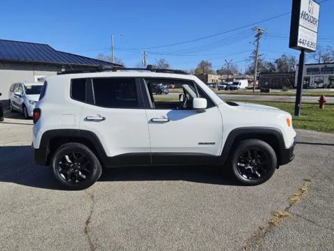More photos of 2018 Jeep Renegade Latitude at Houdek Auto Center, IA