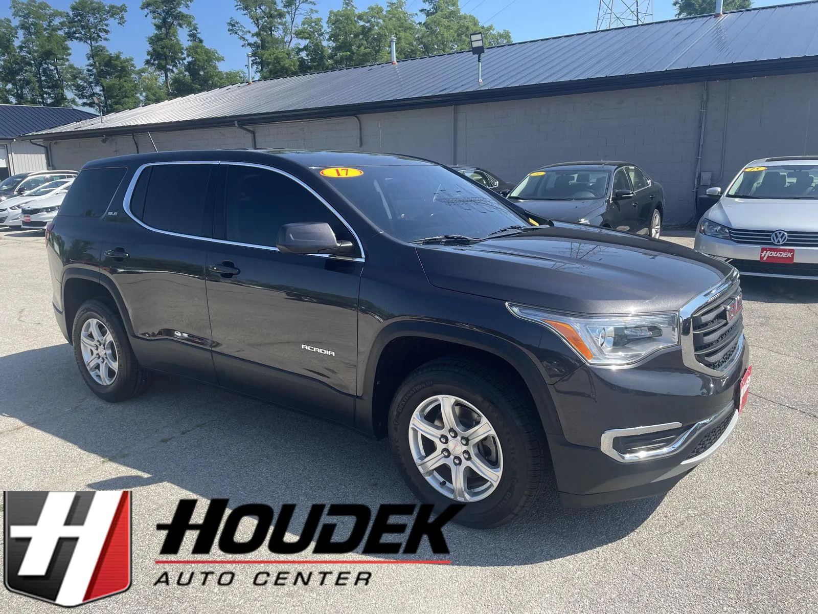 Gray 2017 GMC Acadia SLE for sale in Marion, IA