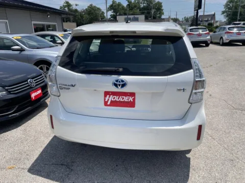 More photos of 2013 Toyota Prius v Two at Houdek Auto Center, IA