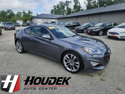 Gray 2015 Hyundai Genesis Coupe 3.8L Ultimate for sale in Marion, IA