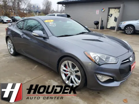 Gray 2015 Hyundai Genesis Coupe 3.8L Ultimate for sale in Marion, IA