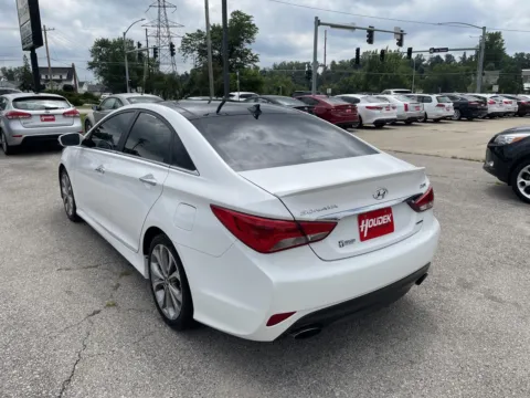 More photos of 2014 Hyundai Sonata Limited at Houdek Auto Center, IA