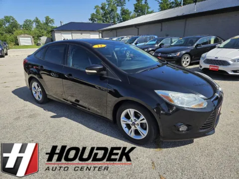 Black 2014 Ford Focus SE for sale in Marion, IA