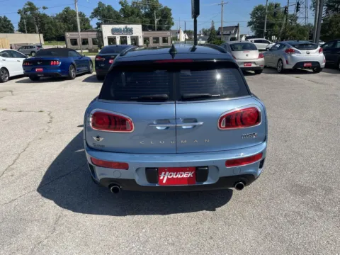 More photos of 2017 MINI Clubman Cooper S at Houdek Auto Center, IA