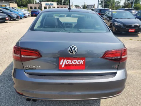 More photos of 2017 Volkswagen Jetta 1.4T SE at Houdek Auto Center, IA