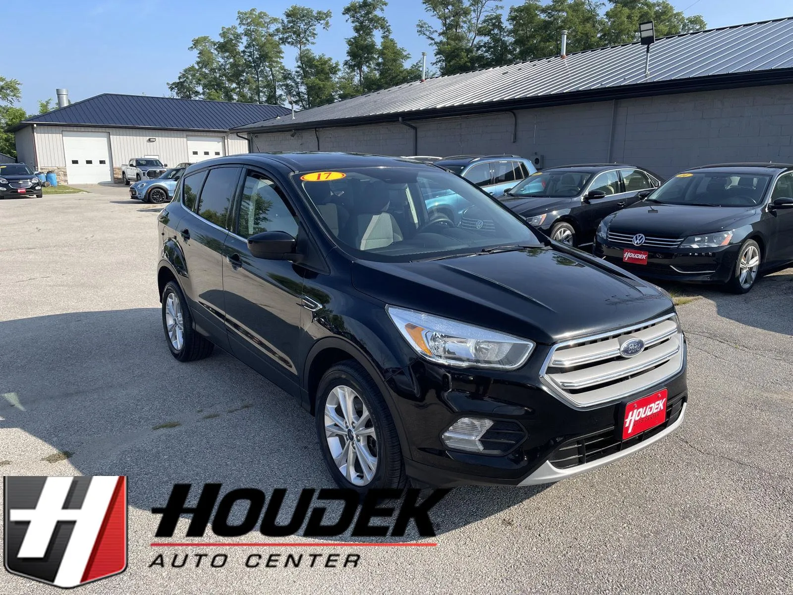 Black 2017 Ford Escape SE for sale in Marion, IA