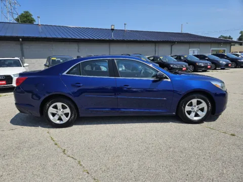 More photos of 2013 Chevrolet Malibu LS at Houdek Auto Center, IA