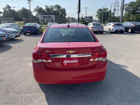 More photos of 2016 Chevrolet Cruze Limited LT at Houdek Auto Center, IA