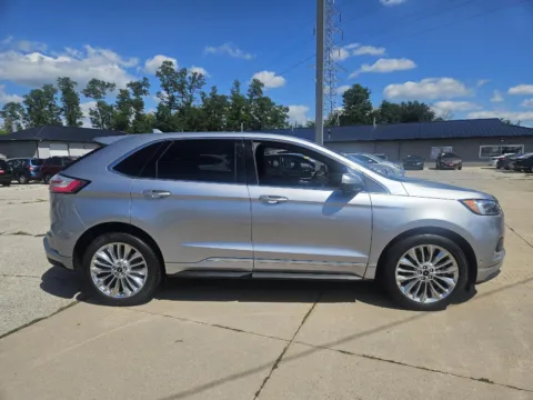 More photos of 2020 Ford Edge Titanium at Houdek Auto Center, IA