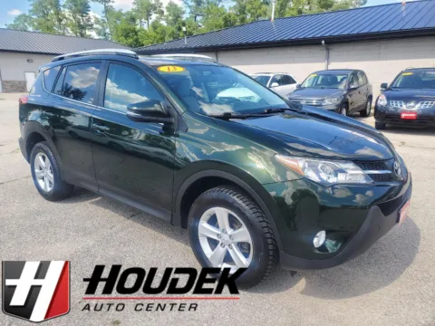 Green 2013 Toyota RAV4 XLE for sale in Marion, IA