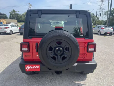 More photos of 2018 Jeep Wrangler Unlimited Sport at Houdek Auto Center, IA