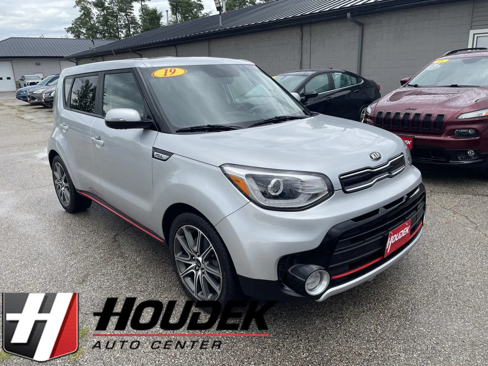 Silver 2019 Kia Soul ! for sale in Marion, IA