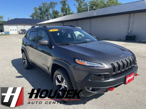 Gray 2015 Jeep Cherokee Trailhawk for sale in Marion, IA