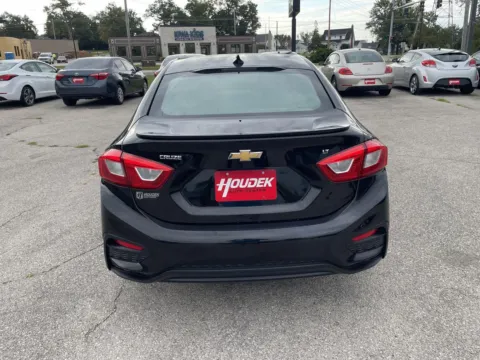 More photos of 2018 Chevrolet Cruze LT at Houdek Auto Center, IA