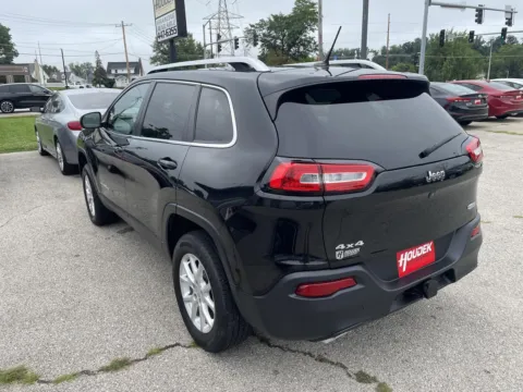More photos of 2015 Jeep Cherokee Latitude at Houdek Auto Center, IA