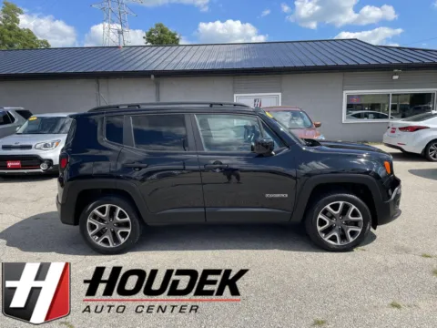 Black 2016 Jeep Renegade Latitude for sale in Marion, IA