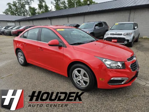 Red 2016 Chevrolet Cruze Limited LT for sale in Marion, IA