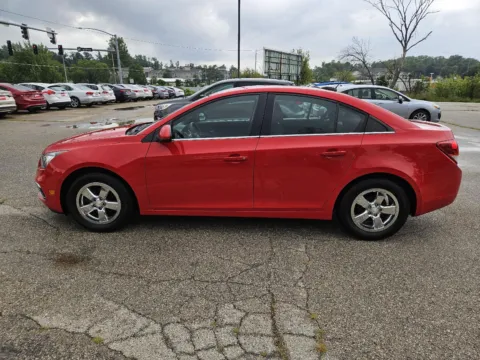 More photos of 2016 Chevrolet Cruze Limited LT at Houdek Auto Center, IA