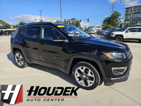 Black 2018 Jeep Compass Limited for sale in Marion, IA