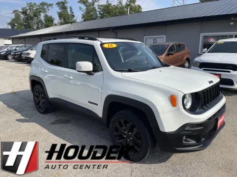 White 2018 Jeep Renegade Altitude for sale in Marion, IA