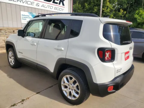 More photos of 2015 Jeep Renegade Latitude at Houdek Auto Center, IA