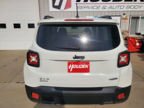 More photos of 2015 Jeep Renegade Latitude at Houdek Auto Center, IA