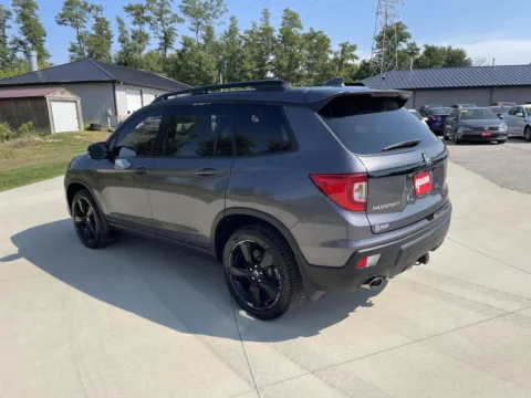 More photos of 2019 Honda Passport Elite at Houdek Auto Center, IA