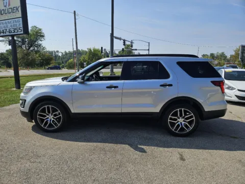 More photos of 2017 Ford Explorer Sport at Houdek Auto Center, IA