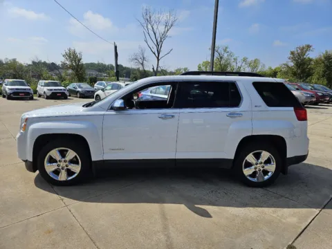 More photos of 2015 GMC Terrain SLT at Houdek Auto Center, IA