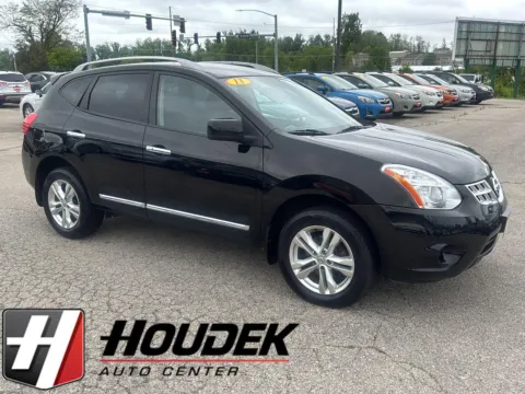 Black 2013 Nissan Rogue SV for sale in Marion, IA
