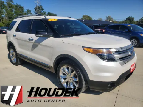 White 2014 Ford Explorer XLT for sale in Marion, IA