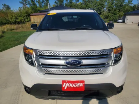 Photos of 2014 Ford Explorer XLT for sale in Marion, IA at Houdek Auto Center