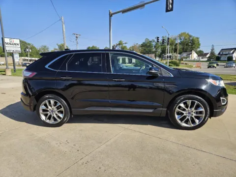 More photos of 2016 Ford Edge Titanium at Houdek Auto Center, IA