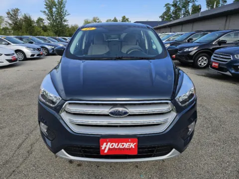 Photos of 2019 Ford Escape SE for sale in Marion, IA at Houdek Auto Center