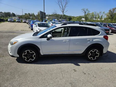 More photos of 2015 Subaru XV Crosstrek Limited at Houdek Auto Center, IA