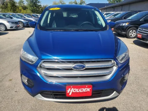 Photos of 2017 Ford Escape SE for sale in Marion, IA at Houdek Auto Center