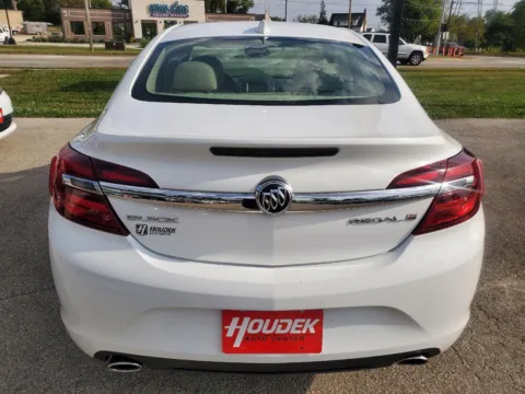 More photos of 2015 Buick Regal Turbo FWD at Houdek Auto Center, IA