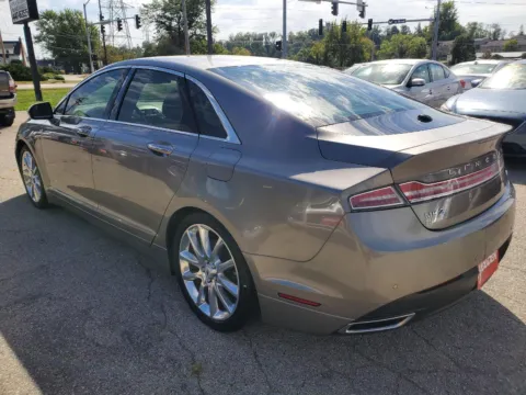 More photos of 2016 Lincoln MKZ Hybrid at Houdek Auto Center, IA