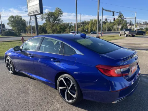 More photos of 2019 Honda Accord Sedan Sport 2.0T at Houdek Auto Center, IA