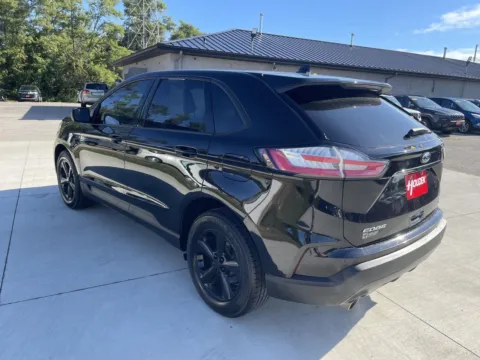 More photos of 2019 Ford Edge SE at Houdek Auto Center, IA