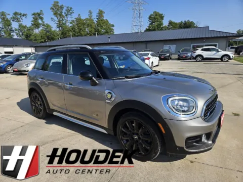 Silver 2018 MINI Countryman Cooper S E for sale in Marion, IA