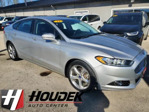 Blue 2013 Ford Fusion SE for sale in Marion, IA