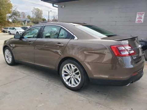 More photos of 2015 Ford Taurus Limited at Houdek Auto Center, IA